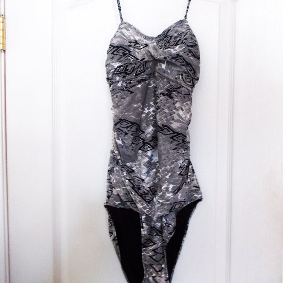 Sunshine Zone One-Piece Swimsuit XL - Picture 1 of 5